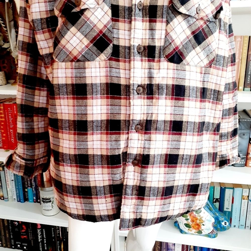 St. John's Bay Women's Plaid Button Up Shaket Z63 - Picture 3 of 6